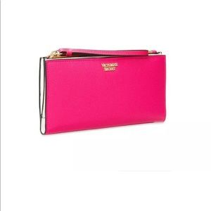Victoria’s Secret wallet. Pink. EUC.